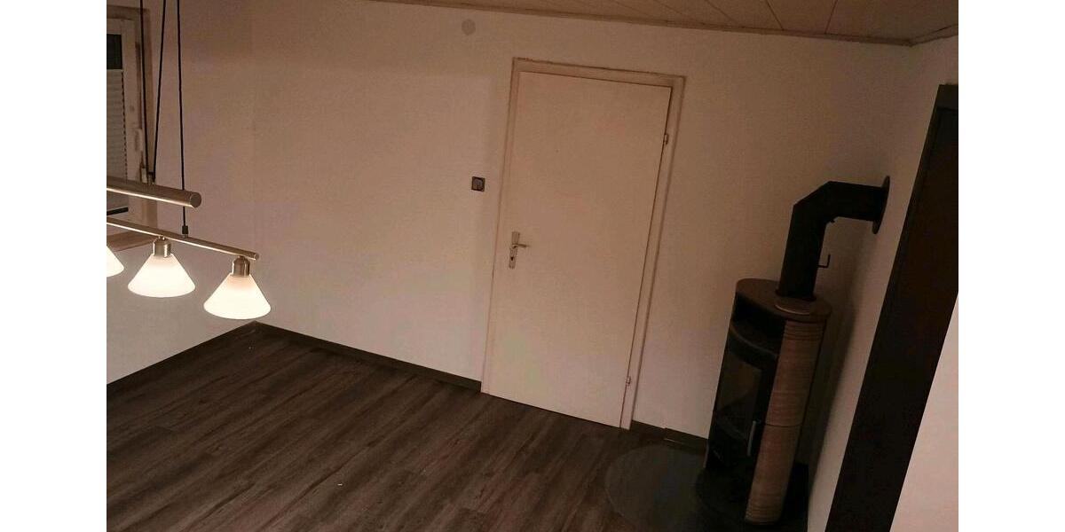 Etagenwohnung Eschenburg - 4 Zimmer, 126 m&sup2;, 1.200&euro; | Angebot:26618310