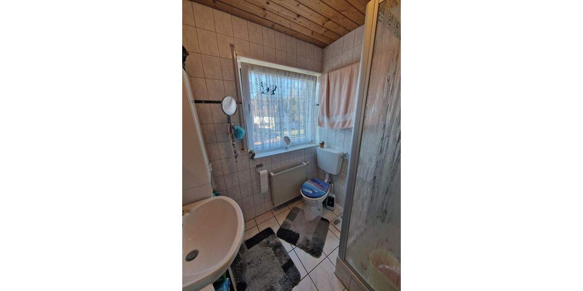 Etagenwohnung Kreuztal Ferndorf - 4 Zimmer, 102 m&sup2;, 290.000&euro; | Angebot:25685062