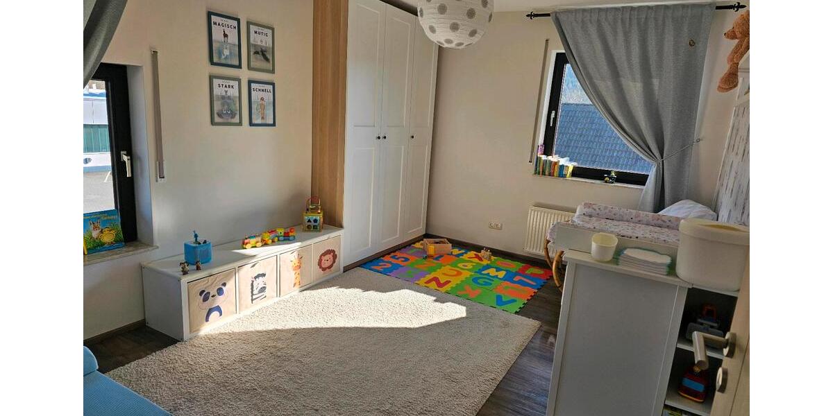 Etagenwohnung Kreuztal - 4 Zimmer, 110 m&sup2;, 269.000&euro; | Angebot:25381589