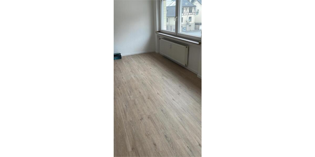 Etagenwohnung Siegen Kaan-Marienborn - 1 Zimmer, 27 m&sup2;, 395&euro; | Angebot:26020412