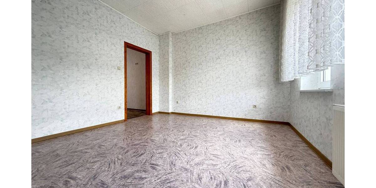 Einfamilienhaus Herdorf - 9 Zimmer, 180 m&sup2;, 229.000&euro; | Angebot:25691804