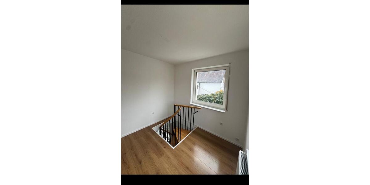 Erdgeschoßwohnung Siegen - 3 Zimmer, 95 m&sup2;, 239.000&euro; | Angebot:27251769