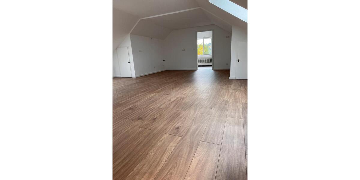 Dachgeschoßwohnung Elkenroth - 2 Zimmer, 70 m&sup2;, 580&euro; | Angebot:24355003