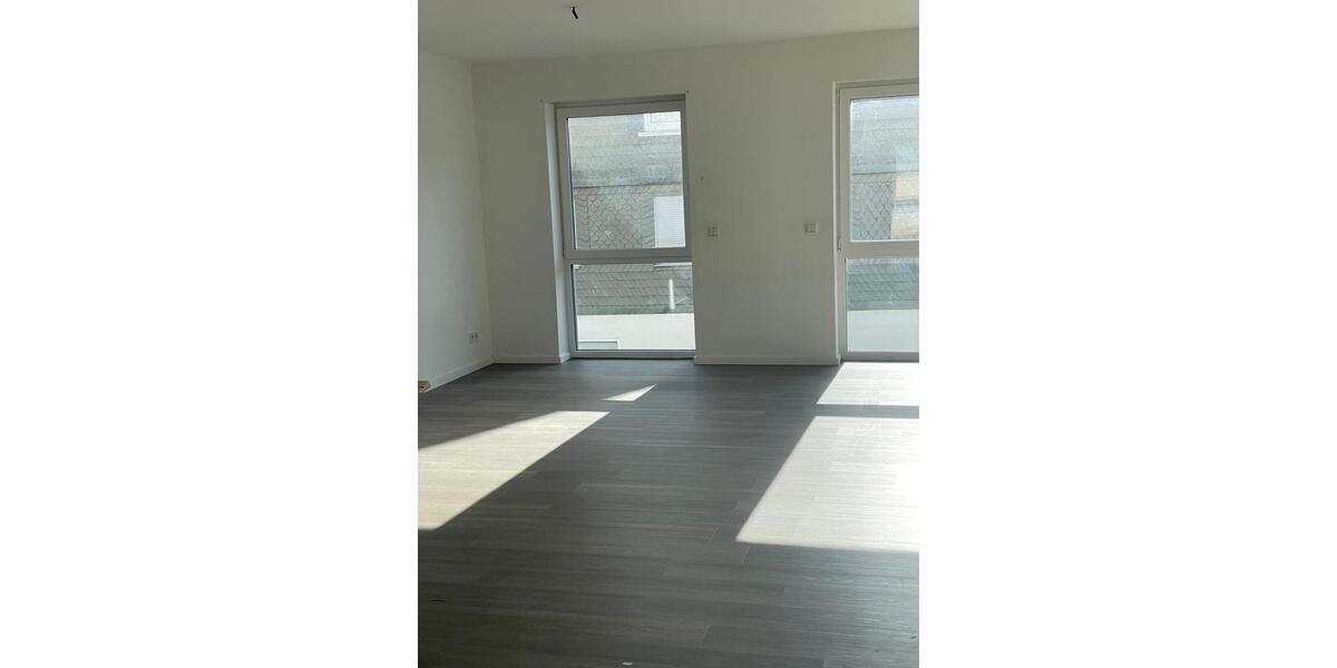 Etagenwohnung Netphen - 3 Zimmer, 125 m&sup2;, 1.410&euro; | Angebot:25718759