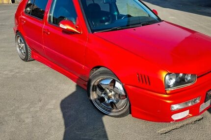 VW Golf 201.500 km 6.950 &euro; Driedorf 35759