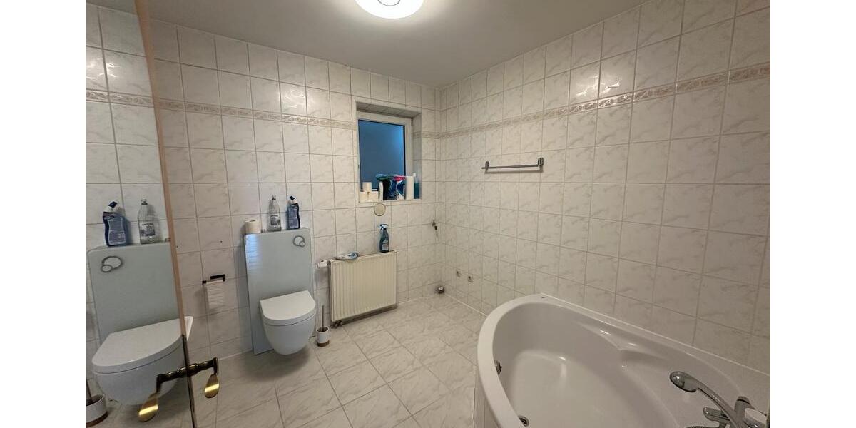 Etagenwohnung Siegen Eiserfeld - 3 Zimmer, 97 m&sup2;, 970&euro; | Angebot:26647382