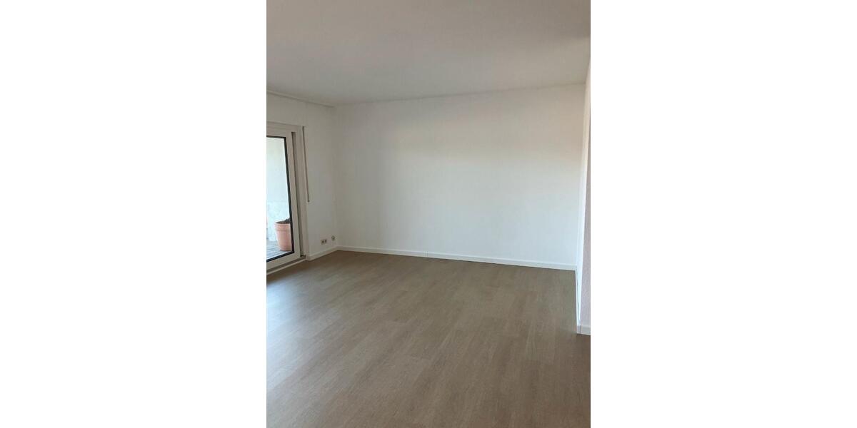 Etagenwohnung Siegen Kaan-Marienborn - 2 Zimmer, 67 m&sup2;, 1.188&euro; | Angebot:26042786