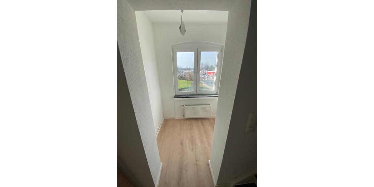 Etagenwohnung Hamm (Sieg) - 5 Zimmer, 90 m&sup2;, 800&euro; | Angebot:26040609