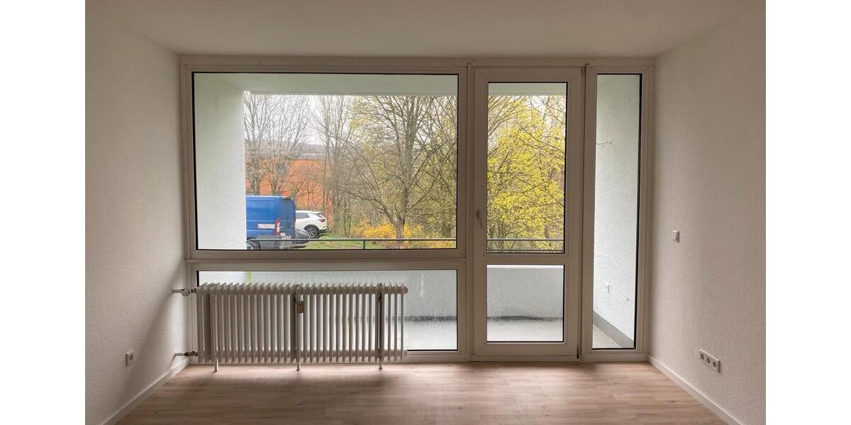 Etagenwohnung Hamm (Sieg) - 3.5 Zimmer, 82 m&sup2;, 680&euro; | Angebot:25978906