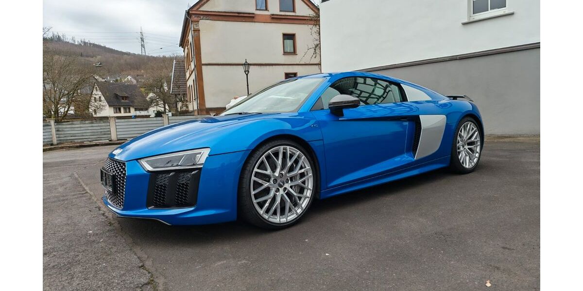 Audi R8 8.800 km 153.000 &euro; Siegen 57080