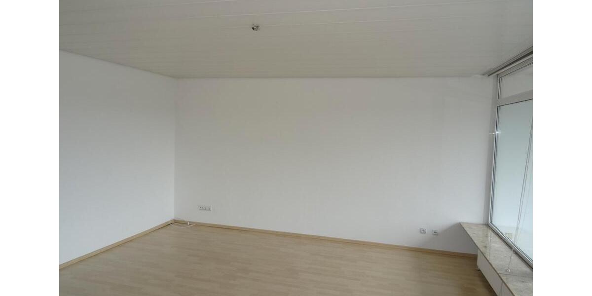 Etagenwohnung Siegen - 2 Zimmer, 73 m&sup2;, 675&euro; | Angebot:25992987