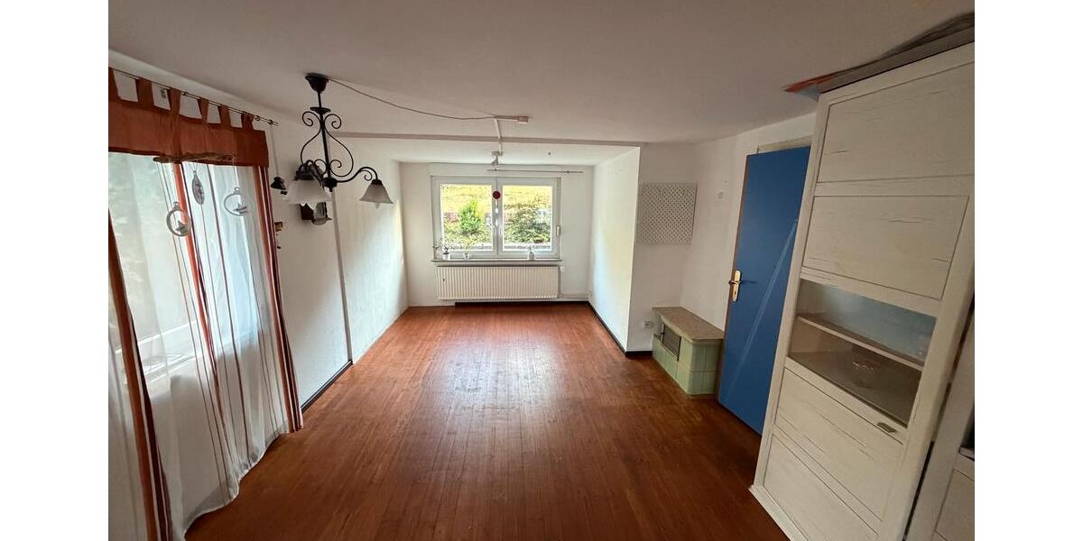 Einfamilienhaus Siegen Eiserfeld - 5 Zimmer, 100 m&sup2;, 174.000&euro; | Angebot:27225890