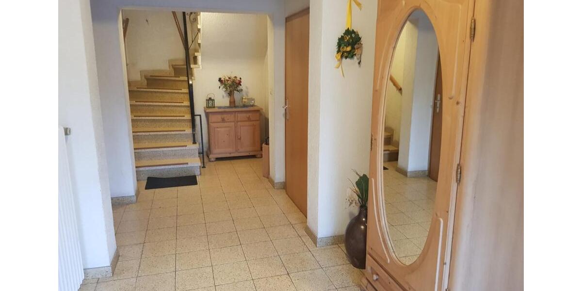 Etagenwohnung Mudersbach - 4 Zimmer, 82 m&sup2;, 650&euro; | Angebot:25614236