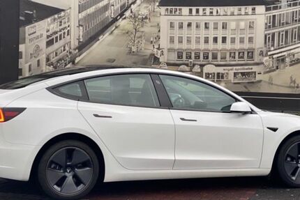 Tesla Model 3 29.000 km 30.900 &euro; Siegen 57074