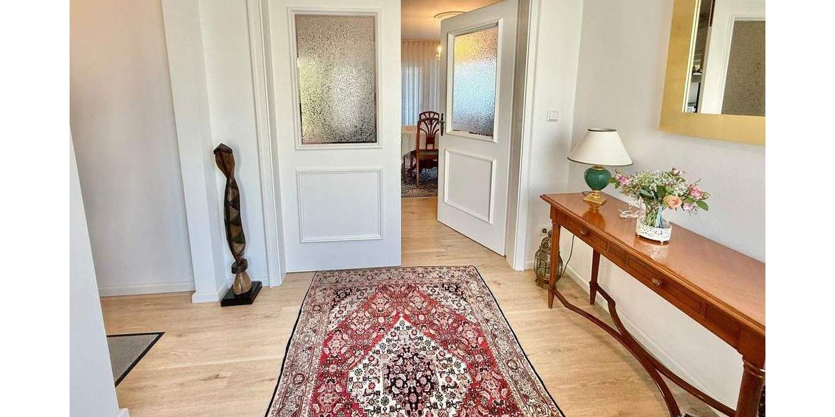 Einfamilienhaus Hachenburg - 7 Zimmer, 219 m&sup2;, 580.000&euro; | Angebot:25738118