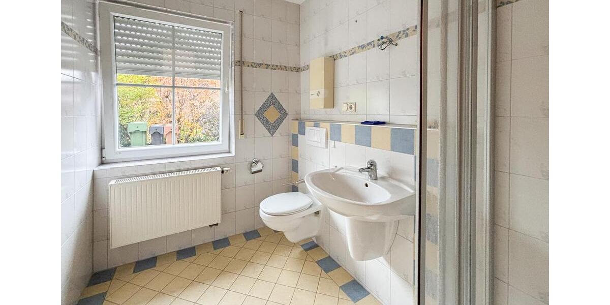 Etagenwohnung Waldbröl - 2 Zimmer, 61 m&sup2;, 600&euro; | Angebot:23327771