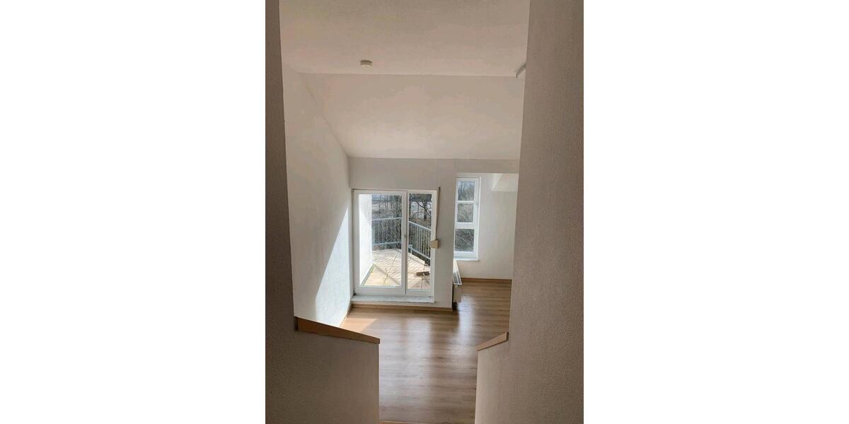 Etagenwohnung Siegen Dillnhütten - 2.5 Zimmer, 65 m&sup2;, 650&euro; | Angebot:26049837