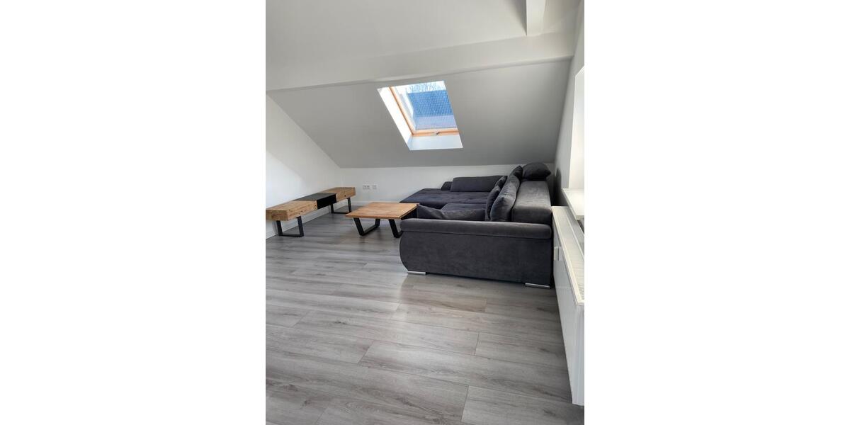 Dachgeschoßwohnung Herborn - 4 Zimmer, 100 m&sup2;, 245.000&euro; | Angebot:26845219