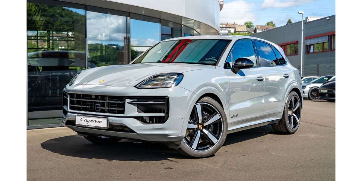 Porsche Cayenne 13.500 km 144.800 &euro; Siegen 57080
