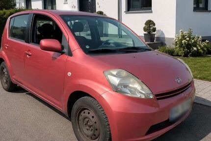 Daihatsu Sirion 118.000 km 1.250 &euro; Siegen 57074