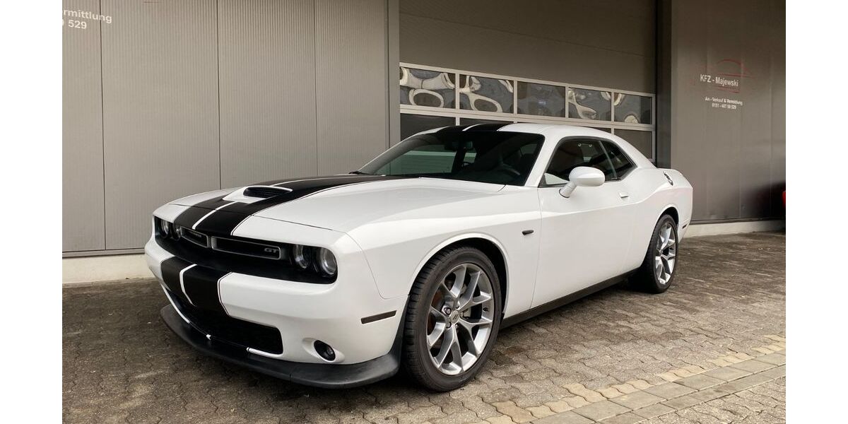 Dodge Challenger 46.867 km 28.900 &euro; Hilchenbach 57271
