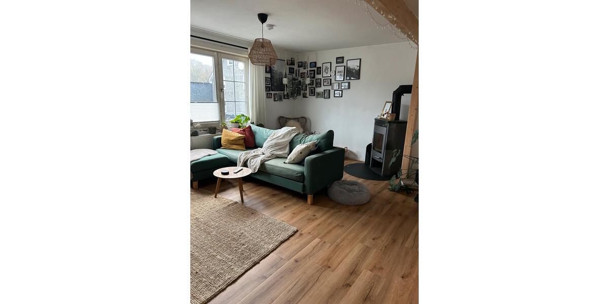 Einfamilienhaus Netphen - 8 Zimmer, 220 m&sup2;, 345.000&euro; | Angebot:24211908