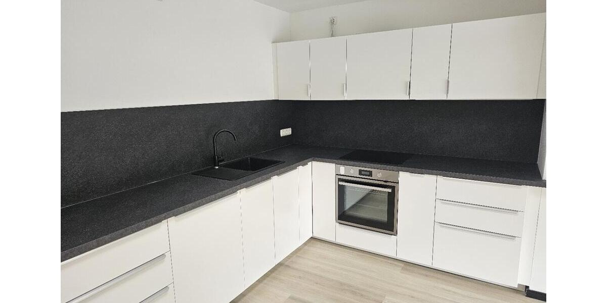 Etagenwohnung Reichshof - 4 Zimmer, 144 m&sup2;, 1.300&euro; | Angebot:26365967