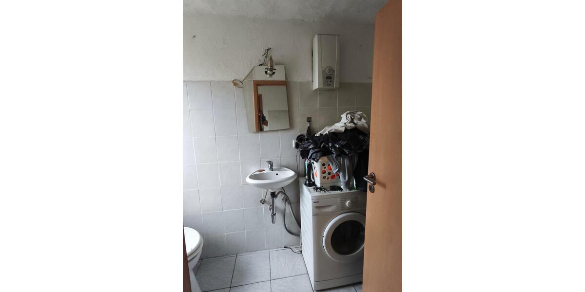 Etagenwohnung Siegen Kaan-Marienborn - 1 Zimmer, 22 m&sup2;, 225&euro; | Angebot:25805524
