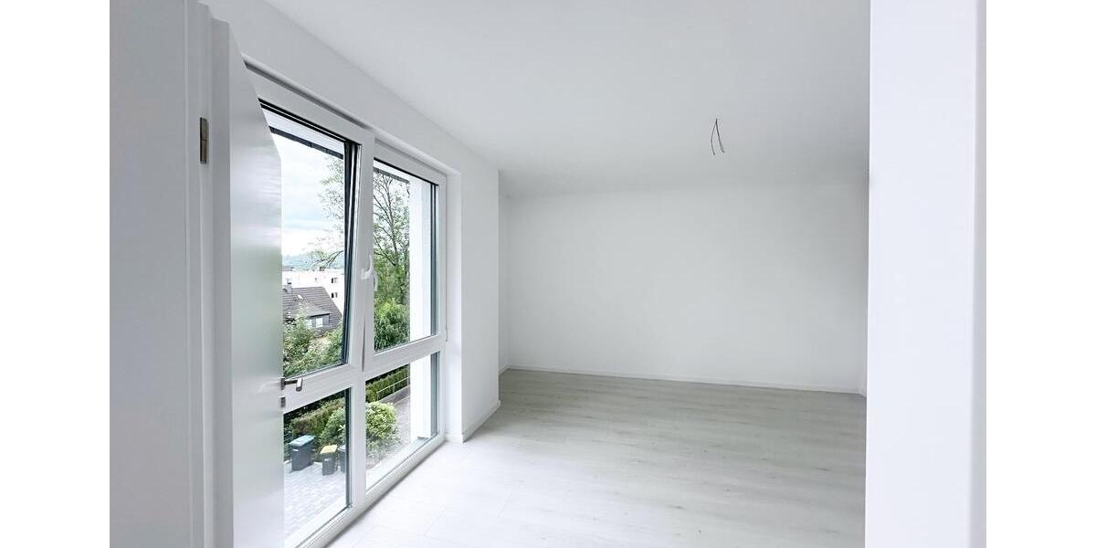 Etagenwohnung Siegen Eiserfeld - 2 Zimmer, 67 m&sup2;, 885&euro; | Angebot:26660546