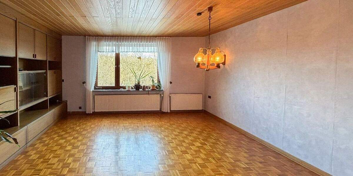 Einfamilienhaus Wissen - 5 Zimmer, 130 m&sup2;, 195.000&euro; | Angebot:25691929
