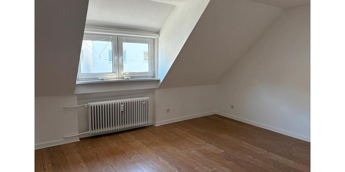 Dachgeschoßwohnung Siegen Kaan-Marienborn - 3 Zimmer, 75 m&sup2;, 179.000&euro; | Angebot:25960743