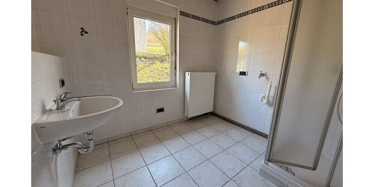 Einfamilienhaus Mittelhof - 3 Zimmer, 100 m&sup2;, 145.000&euro; | Angebot:25864325