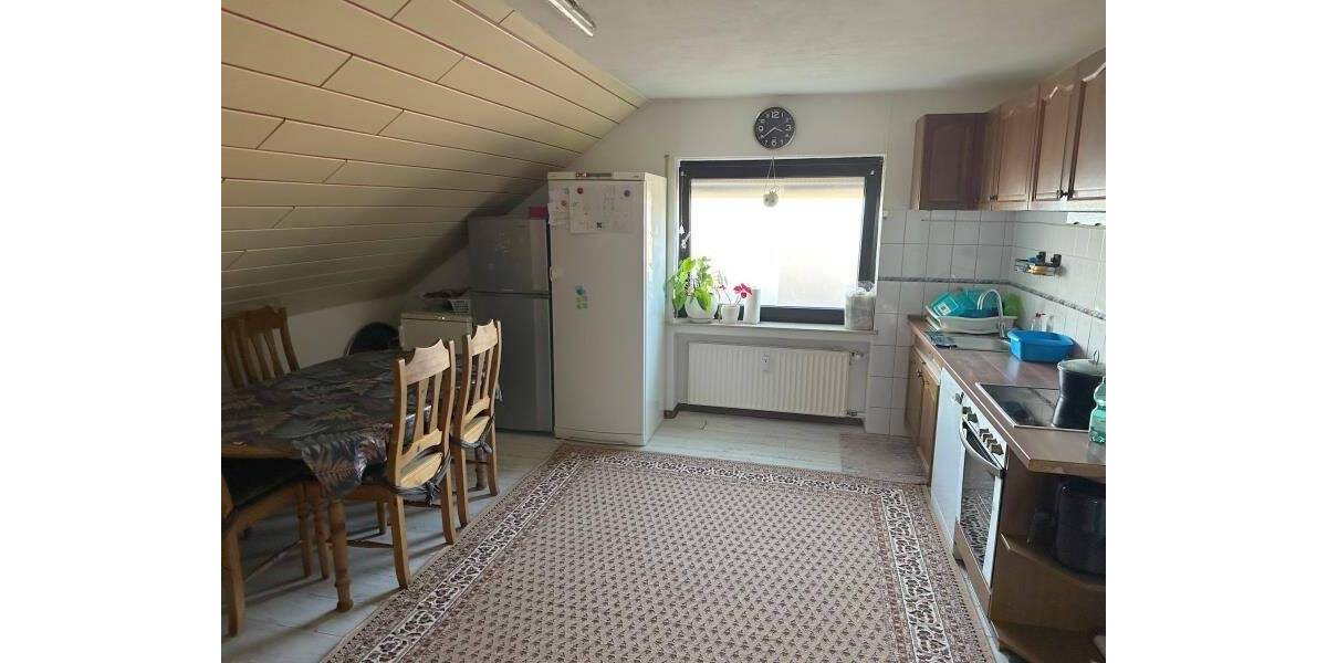 Etagenwohnung Atzelgift - 6 Zimmer, 150 m&sup2;, 125.000&euro; | Angebot:25734817