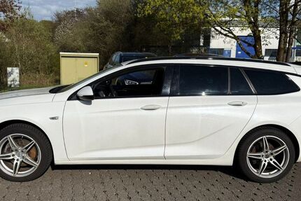 Opel Insignia 92.300 km 14.695 &euro; Eschenburg - Hirzenhain Bahnhof 35713