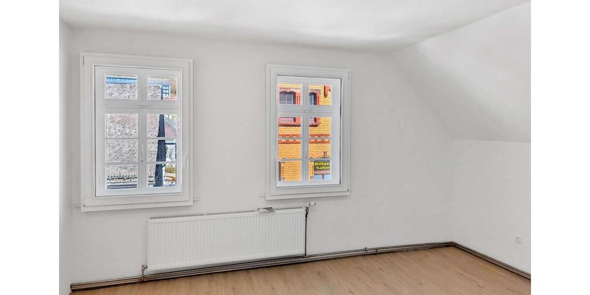 Dachgeschoßwohnung Bad Laasphe - 3 Zimmer, 74 m&sup2;, 686&euro; | Angebot:26031849