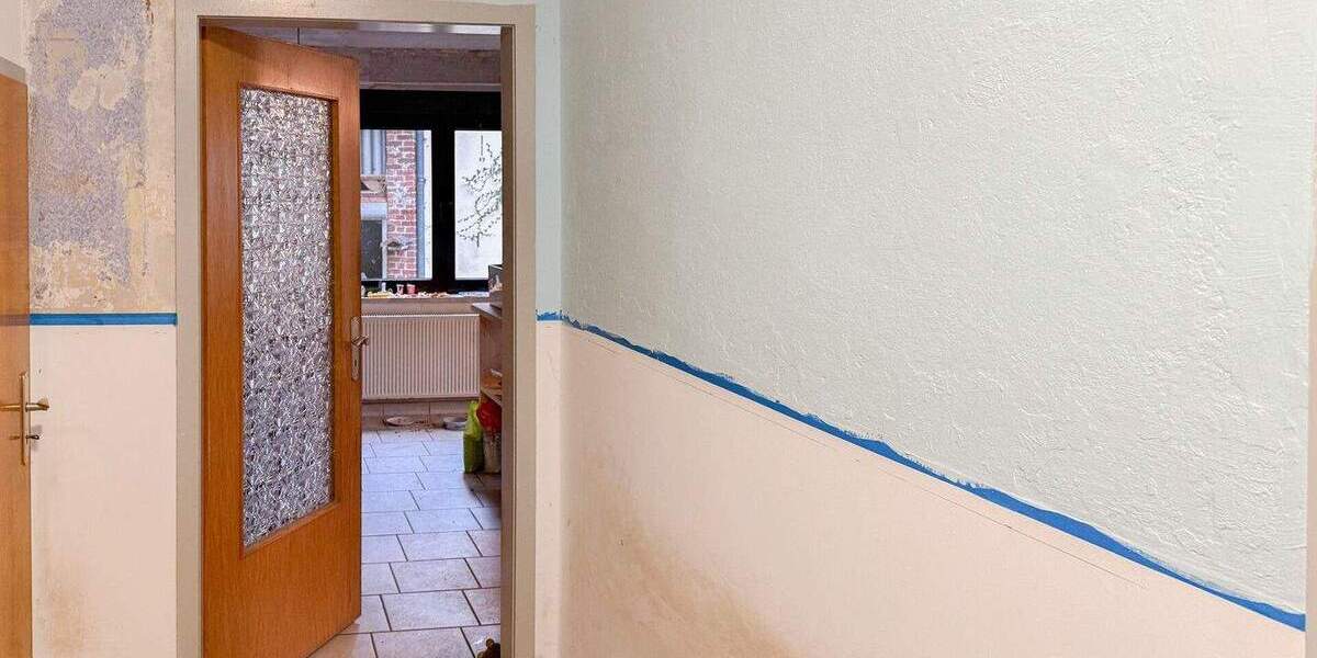 Bauernhaus, Landhaus Hachenburg VG - 7 Zimmer, 160 m&sup2;, 220.000&euro; | Angebot:25691949