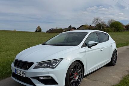 Seat Leon 76.500 km 12.400 &euro; Etzbach 57539