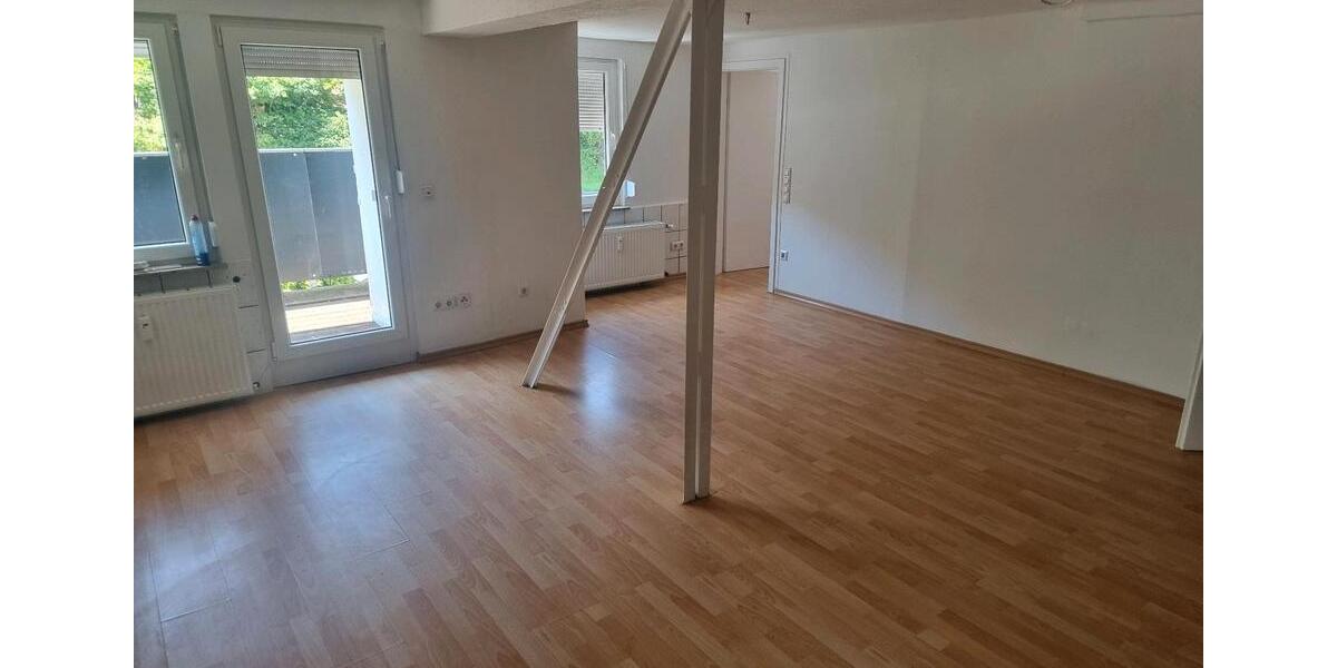 Etagenwohnung Siegen Eiserfeld - 2 Zimmer, 65 m&sup2;, 790&euro; | Angebot:25046401