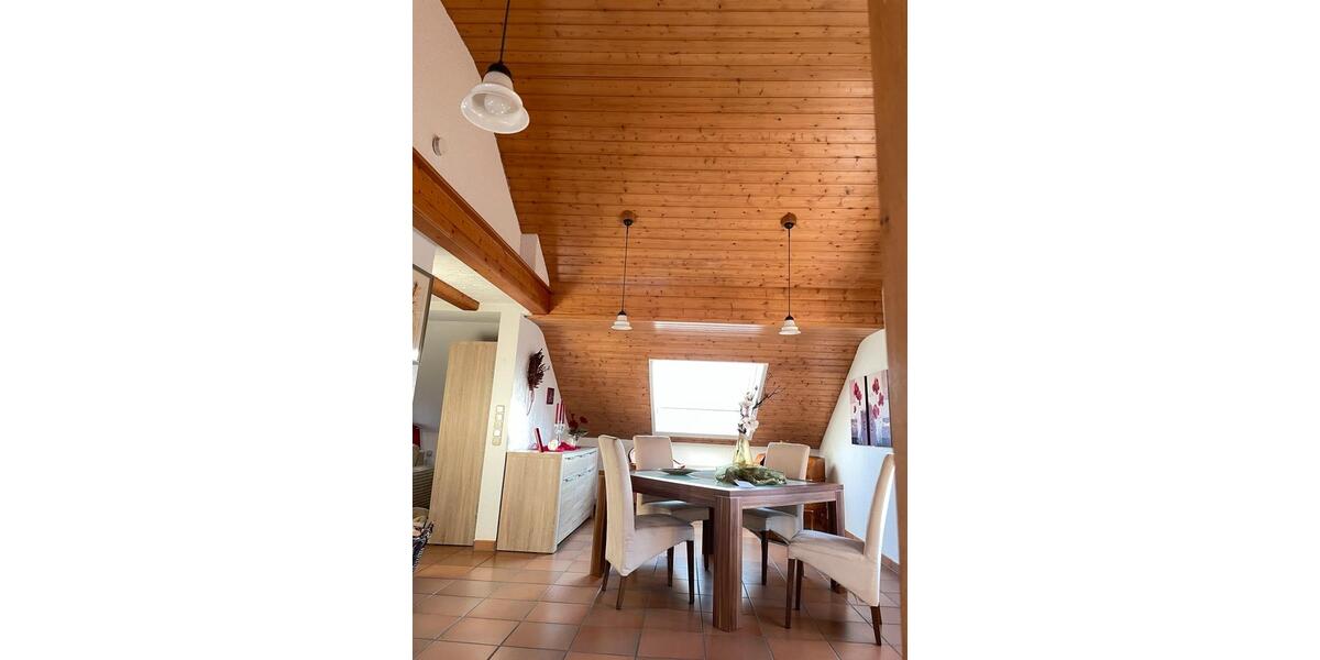 Dachgeschoßwohnung Netphen - 3 Zimmer, 88 m&sup2;, 750&euro; | Angebot:25145468