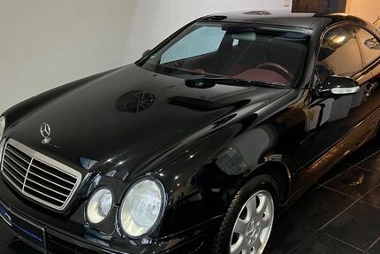 Mercedes-Benz CLK 320 118.000 km 8.990 &euro; Kreuztal 57223
