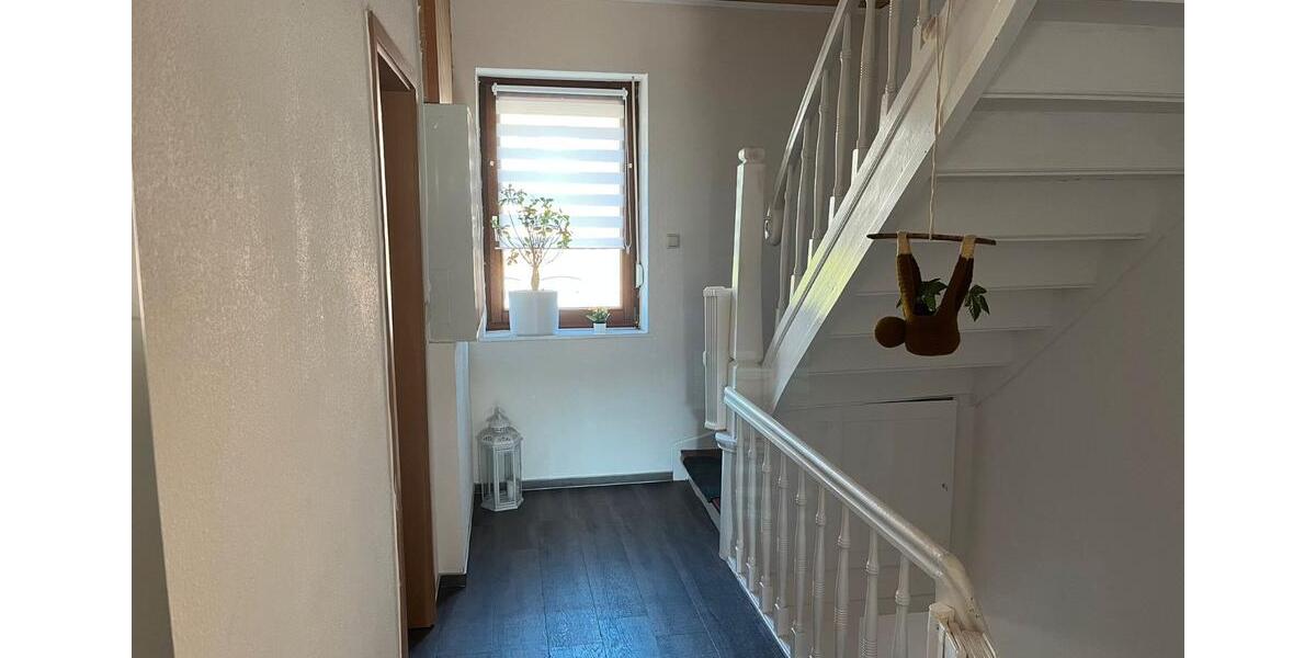 Etagenwohnung Kirchen (Sieg) - 4 Zimmer, 125 m&sup2;, 730&euro; | Angebot:26665522