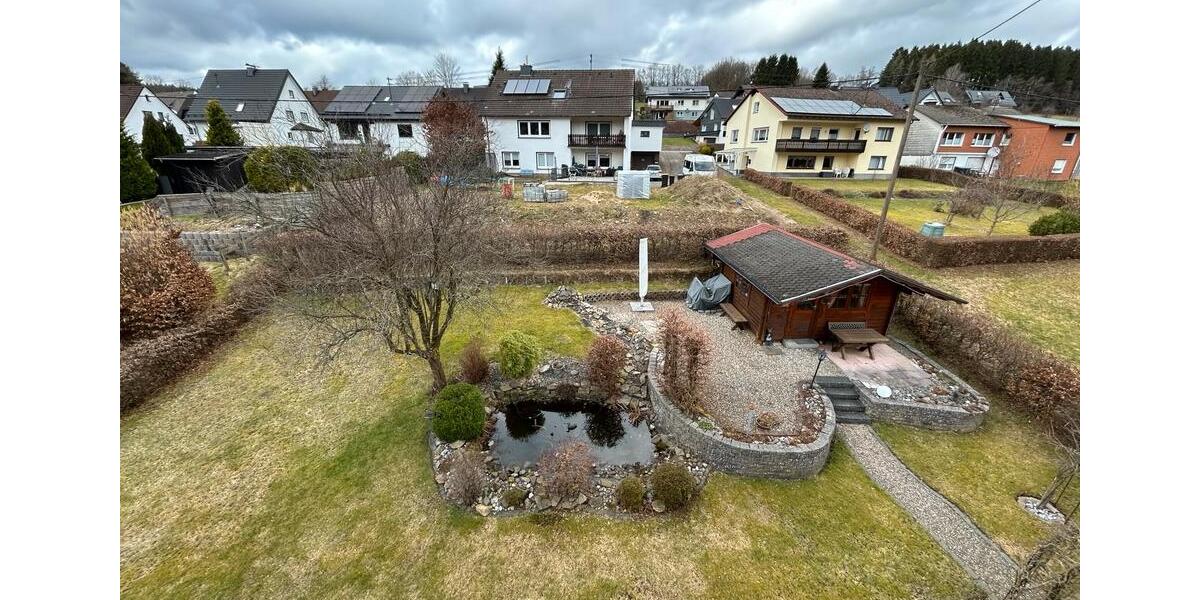 Etagenwohnung Kirchhundem - 4 Zimmer, 150 m&sup2;, 900&euro; | Angebot:25297098