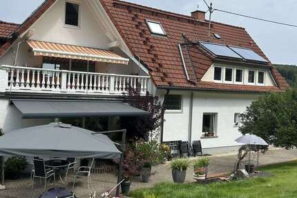 Wohnung Eiserfeld Eiserfeld - 3 Zimmer, 125 m&sup2;, 225.000&euro; | Angebot:24776722