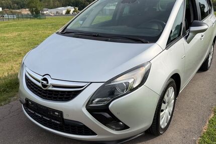 Opel Zafira 131.000 km 8.890 &euro; Kirchhundem 57399