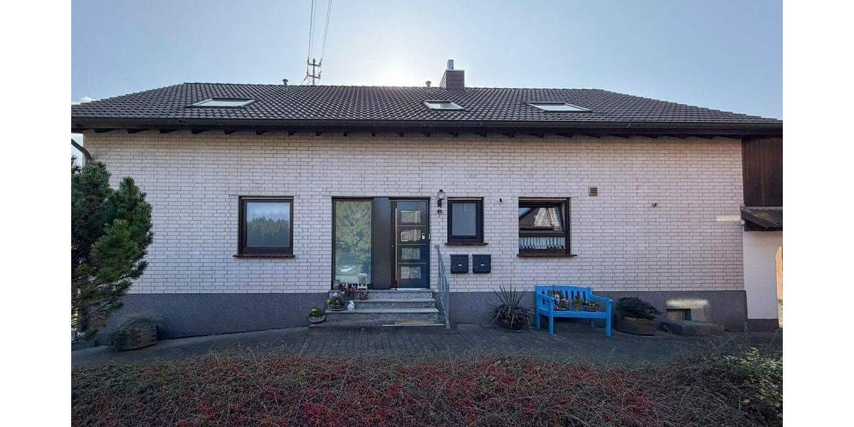 Mehrfamilienhaus, Wohnhaus Hamm/Sieg Sieg - 6 Zimmer, 190 m&sup2;, 395.000&euro; | Angebot:25691943