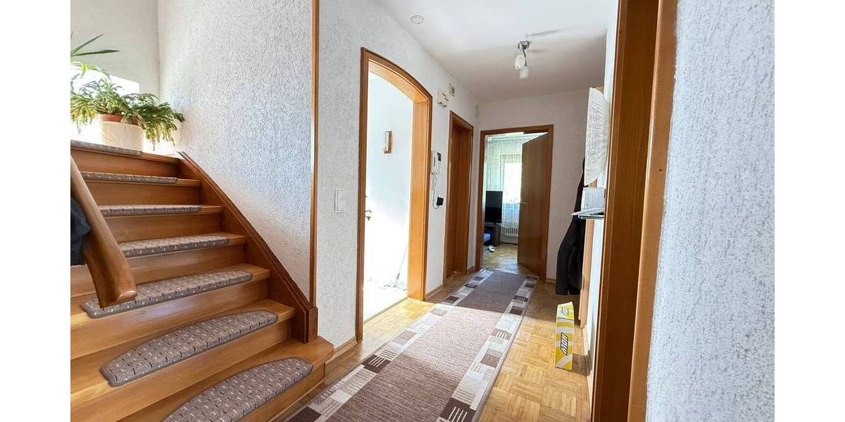 Einfamilienhaus Betzdorf - 6 Zimmer, 126 m&sup2;, 235.000&euro; | Angebot:25738150