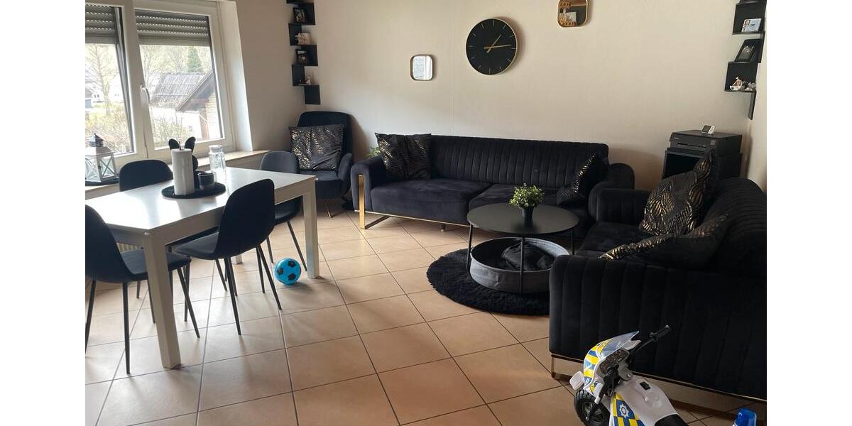 Erdgeschoßwohnung Netphen - 2 Zimmer, 69 m&sup2;, 600&euro; | Angebot:26021471