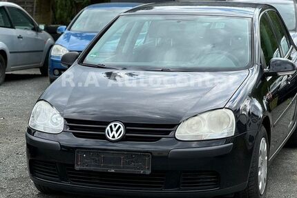 VW Golf 221.567 km 2.400 &euro; Breitscheid-Medenbach 35767