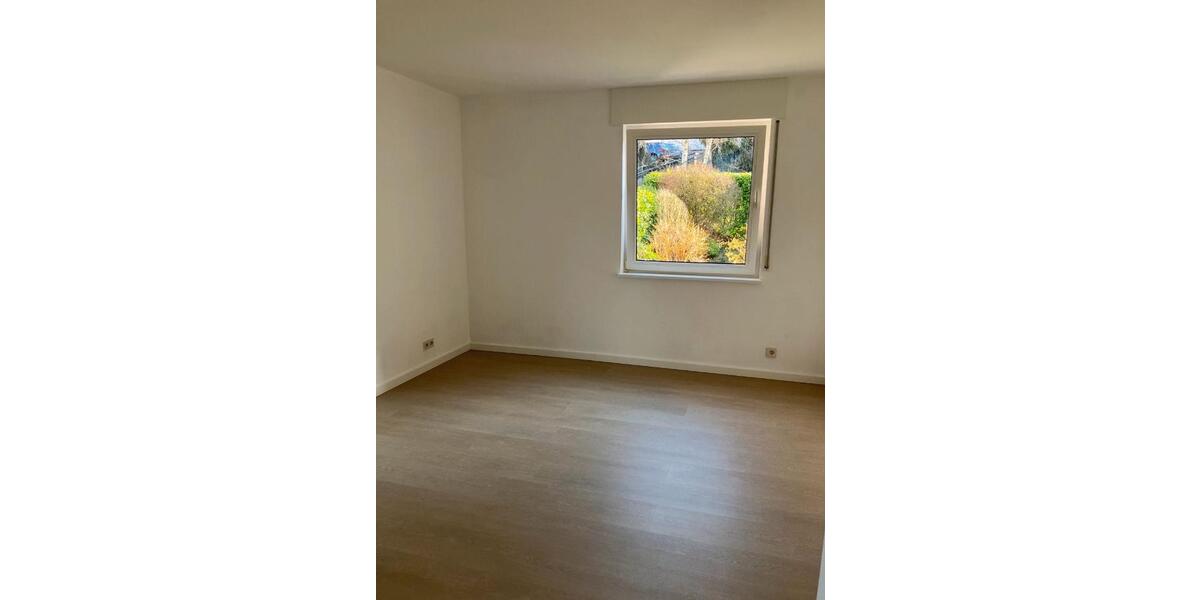 Etagenwohnung Siegen Kaan-Marienborn - 2 Zimmer, 67 m&sup2;, 1.188&euro; | Angebot:26042786
