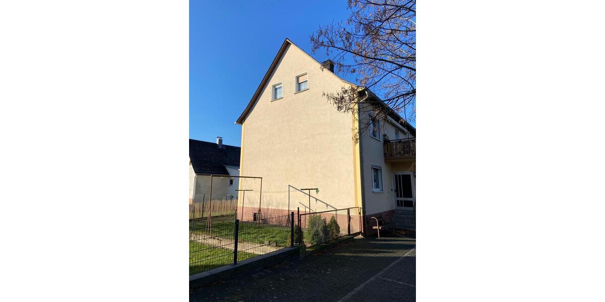 Einfamilienhaus Eschenburg - 8 Zimmer, 183 m&sup2;, 229.000&euro; | Angebot:25822346